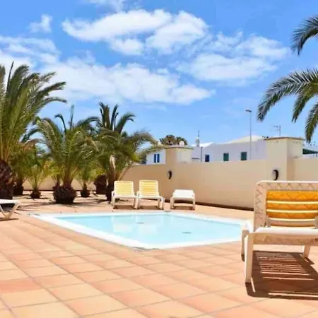 Riviera Park 7a - Air Con- Wi-fi- Uk Channels- 5 Minutes Walking From The Sea Apartment *