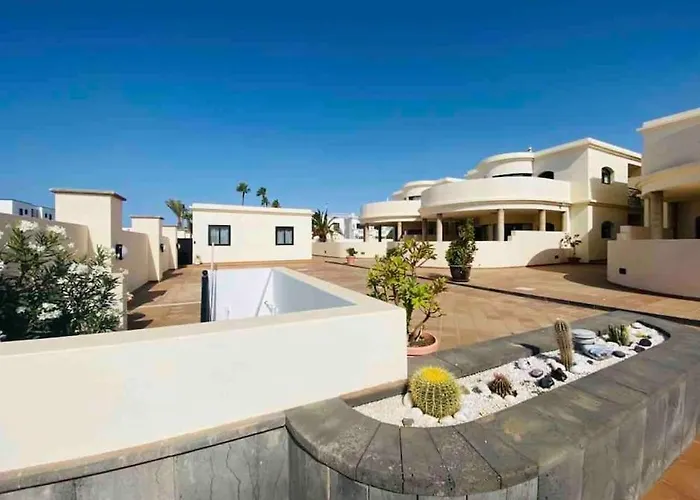 Riviera Park 7a - Air Con- Wi-fi- Uk Channels- 5 Minutes Walking From The Sea 티아즈