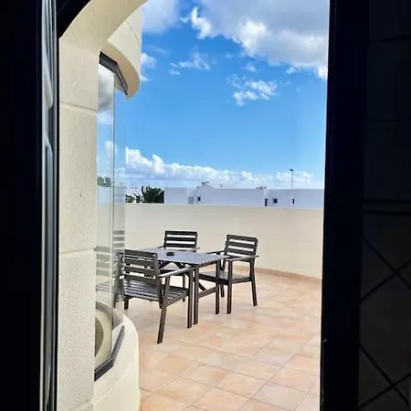 Riviera Park 7a - Air Con- Wi-fi- Uk Channels- 5 Minutes Walking From The Sea 蒂亚斯
